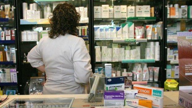 Resultado de imagen de mascarilla en las farmacias